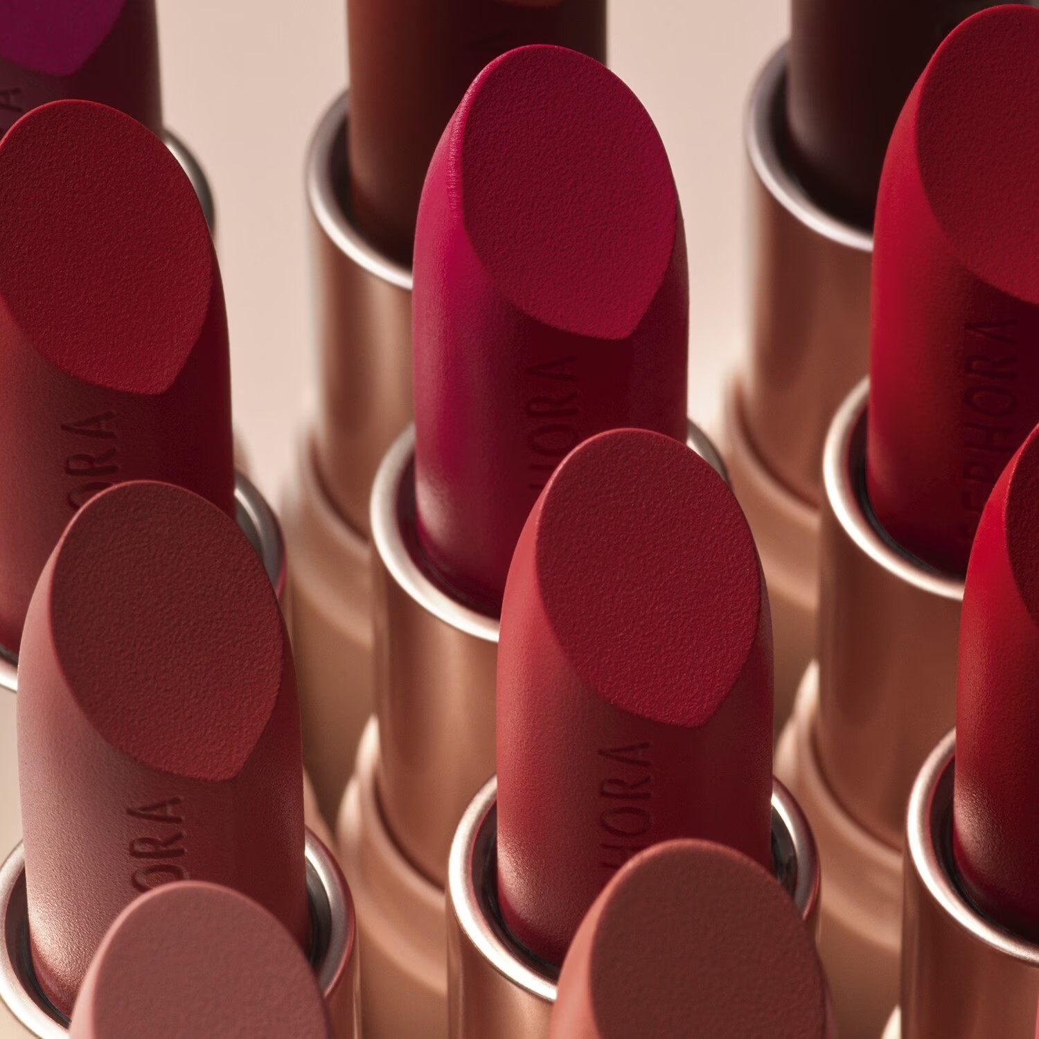 ROUGE IS NOT MY NAME MAT (LABIAL DE LABIOS MATTE)
